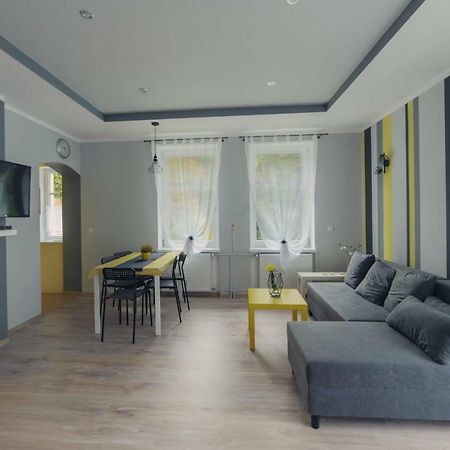 Apartament Grosik Дужники Здрой Екстериор снимка