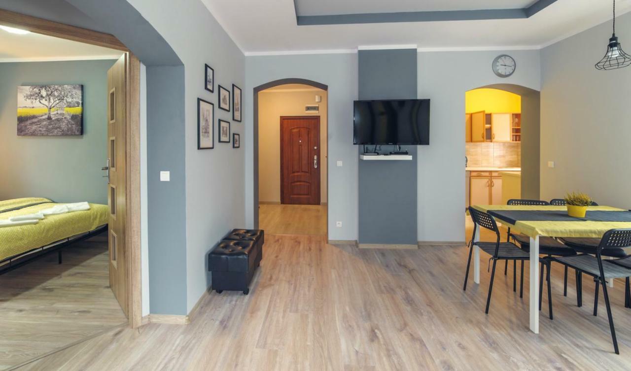 Apartament Grosik Дужники Здрой Екстериор снимка